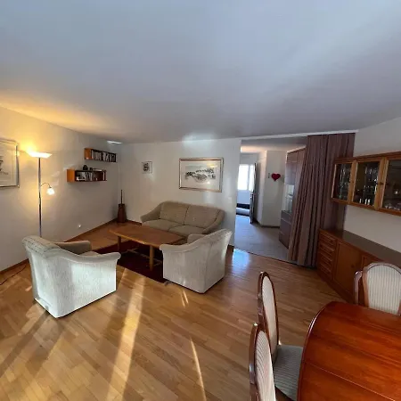 Dorf Apartment *